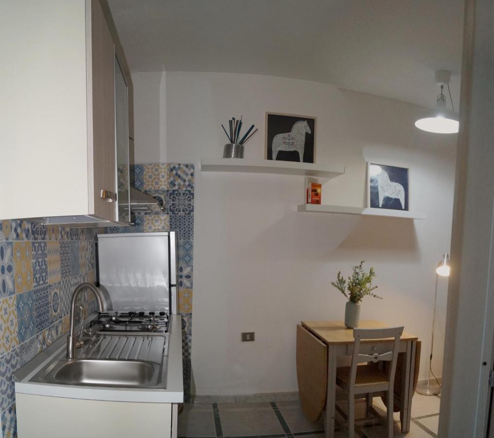 Domo 'E Chelu Appartement Orosei Buitenkant foto